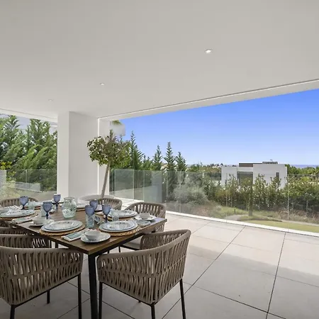 Alejandra - Benahavis Villa *