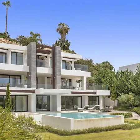 Alejandra - Benahavis Villa