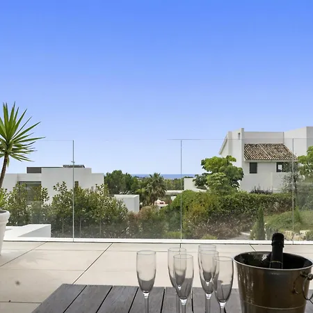 Alejandra - Benahavis Villa *