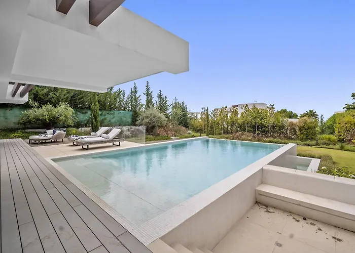 Alejandra - Benahavis By Finest * Estepona