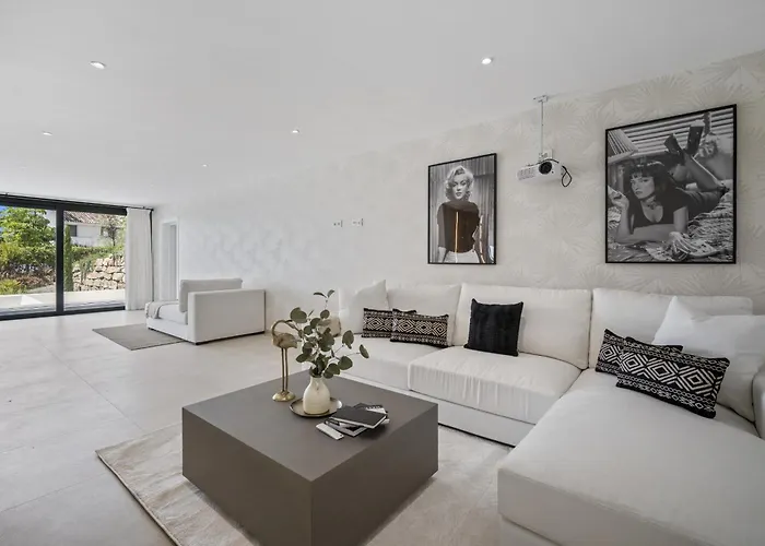 Alejandra - Benahavis By Finest *